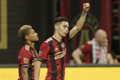 Miguel Almiron: MLS is improving, sees his transfer fee as an "honor".