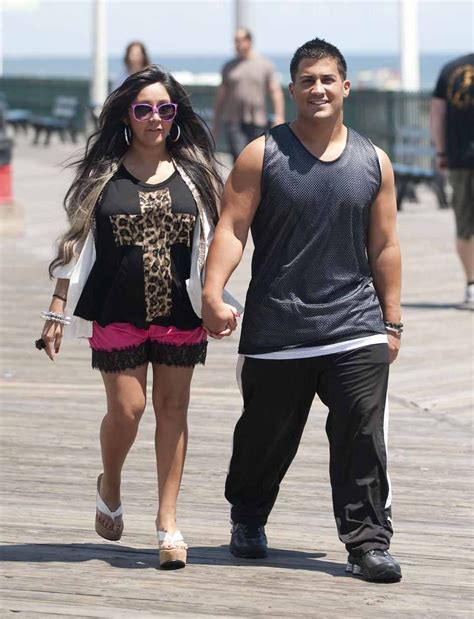 Pin by D C V on Snooki | Snooki and jionni, Snooki, 2000s fashion outfits