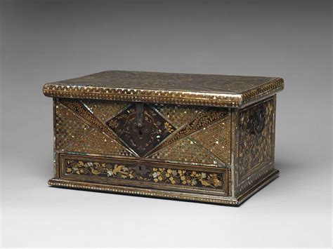 Chest with a Single Drawer | Japan | Momoyama period (1573–1615) | The Metropolitan Museum of Art
