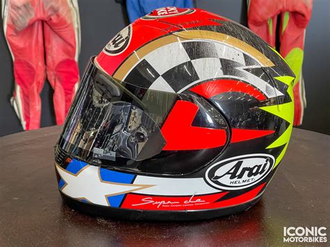 Kevin Schwantz 1993 Helmet – Iconic Motorbike Auctions