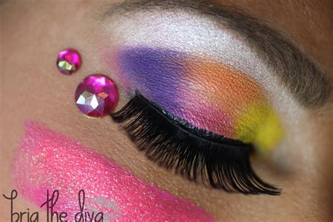 Bria the Diva: Neon Party Makeup!