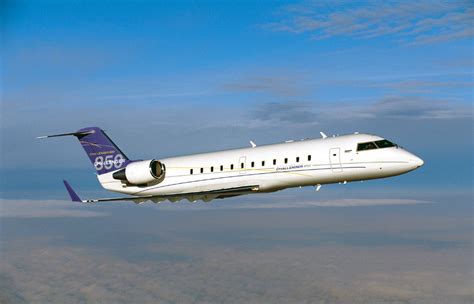 Bombardier Challenger 850 Learjet - FlyRadius