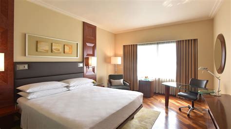 Luxury Accommodation in Delhi, Rooms and Suites at Hyatt Regency Delhi