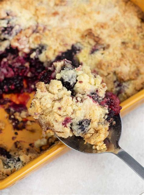 Easy Blackberry Cobbler (With Cake Mix) - Healthy Life Trainer