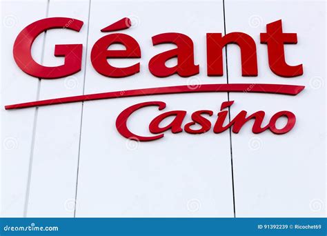 Geant Casino Logo on a Facade Editorial Stock Image - Image of hypermarket, retail: 91392239