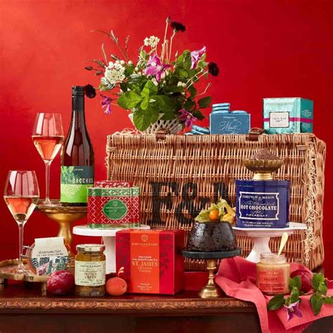 The Top 16 Vegan Hampers to Gift This Year - The Vegan Word