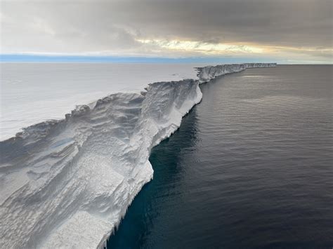 On the edge: warming waters destabilising ‘cold’ ice shelf - Institute for Marine and Antarctic ...