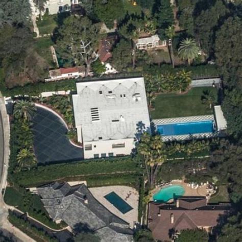 Jodie Foster's House (former) in Beverly Hills, CA (#3) - Virtual Globetrotting