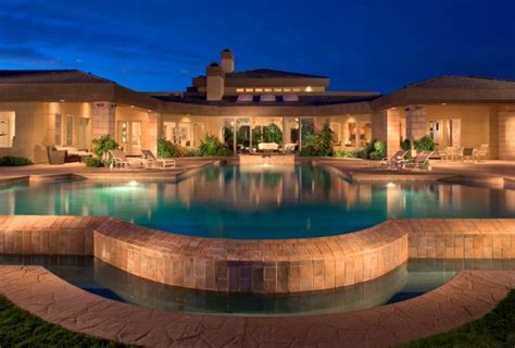 15 Heavenly Beautiful Luxury Mansions With Swimming Pools - Top Dreamer