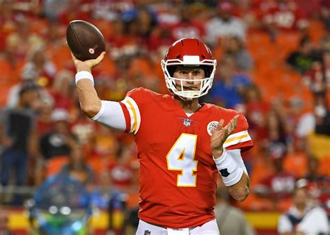 Kansas City Chiefs: Chad Henne can benefit from big game vs Chargers