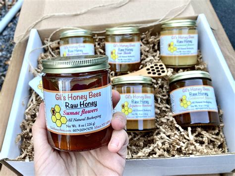 Raw honey sampler gift box. Six jars of varietal honey + honey dipper | Gils Honey Bees