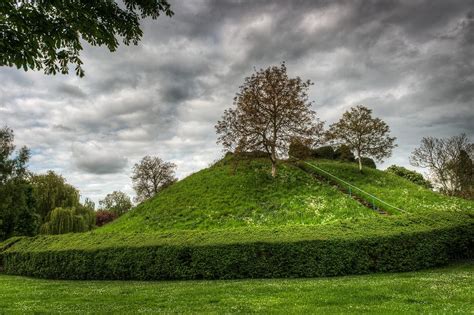 The Motte and Bailey Castle: Instrument of Revolution - Medievalists.net