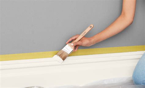 How to Paint Trim: Tricks and Tips for Painting Trim – Clare