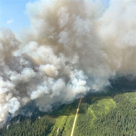 Canadian Mountain Town of Jasper Devastated by Wildfires - Men's Journal