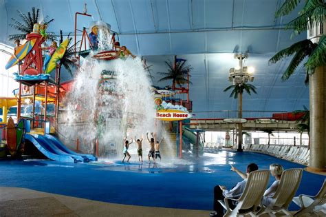 Niagara Falls Waterpark Videos & Photos - Fallsview Indoor Waterpark