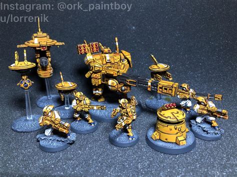 Borderlands style Tau Warhammer 40k paint scheme. Extremely impressive work by u/lorrenik : r/gaming