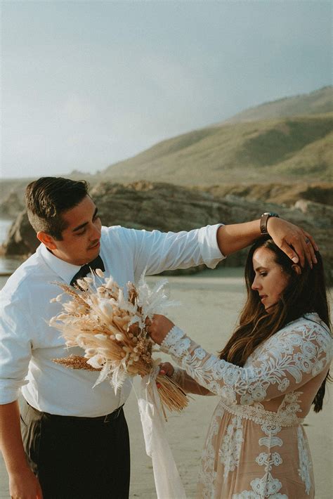 Intimate California Beach Wedding | CA | California Wedding and Portrait Photographer - S ...