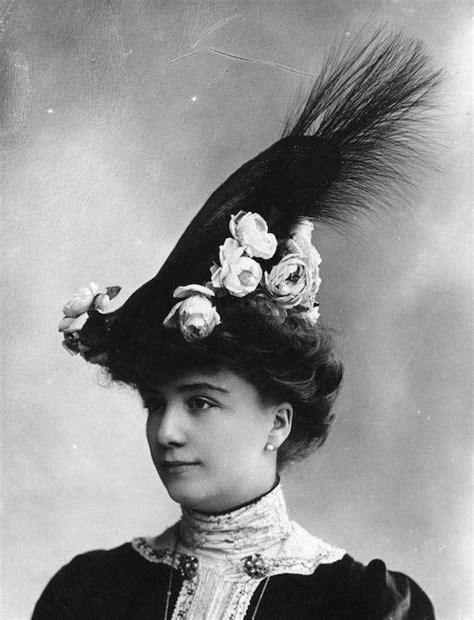 Pennsylvania Piecemaker: Suffrage Fashion Week: Suffrage Hat Contest and Bird Conservation