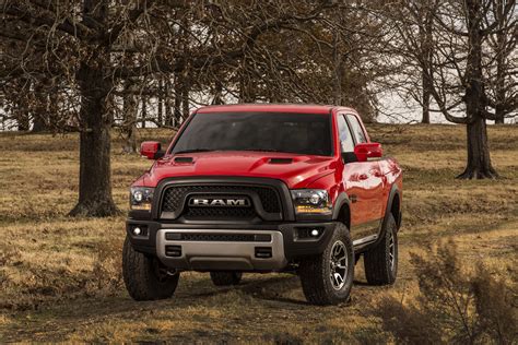 2015 Dodge Ram 1500 Rebel - HD Pictures @ carsinvasion.com