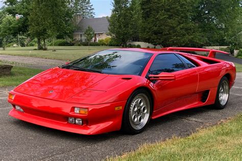 Arriba 73+ imagen 1990 lamborghini diablo for sale - Abzlocal.mx