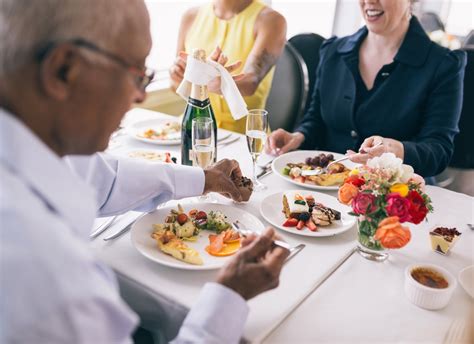 🛳️ San Francisco: Premier Brunch or Dinner Cruise on the Bay No booking ...