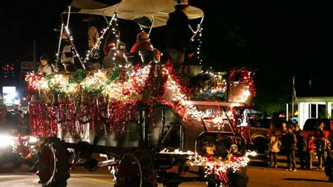 Small Town Christmas Parade 2016 - YouTube