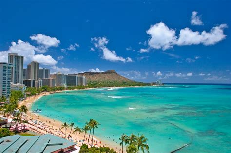 Paradise lost: Hawaii's Waikiki Beach closed after massive sewage and ...