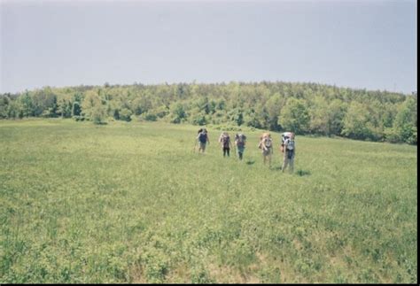 10 Hiking Safety Tips For Beginners - Trails Rock