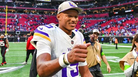 Vikings QB Joshua Dobbs to start Sunday against Saints - ESPN