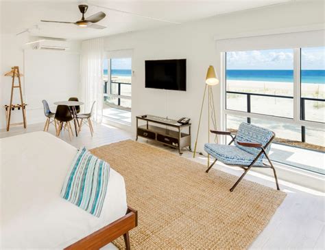 Plunge Beach Resort launches adult-exclusive bungalow experience