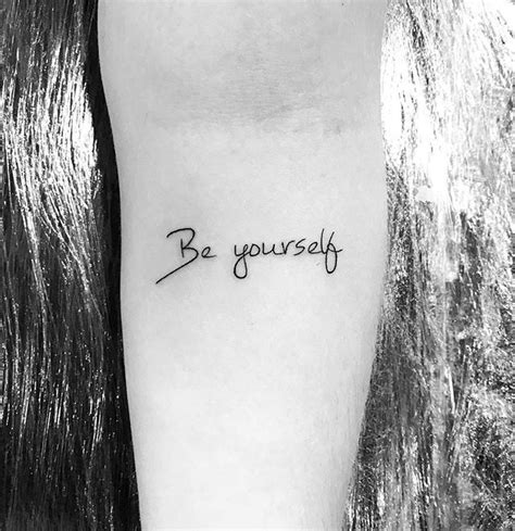 Be yourself Tatto by @thiagobrandao_tattoo #tattoo #tatuagemescrita # ...