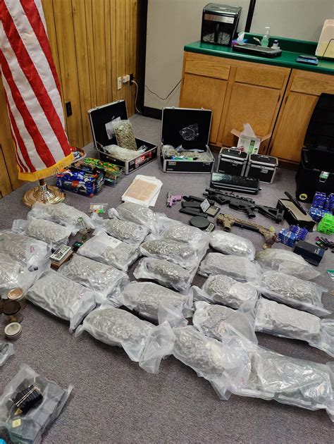 Traffic stop leads to biggest Greenbrier County drug bust in more than 25 years - WV MetroNews