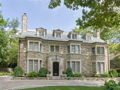 Forest Hill Landmark Mansion - Ontario, Canada :: Property Details