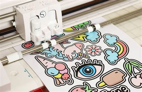 How to Work with Printable Vinyl: DIY Vinyl Stickers | Printable vinyl, Diy vinyl, Vinyl sticker