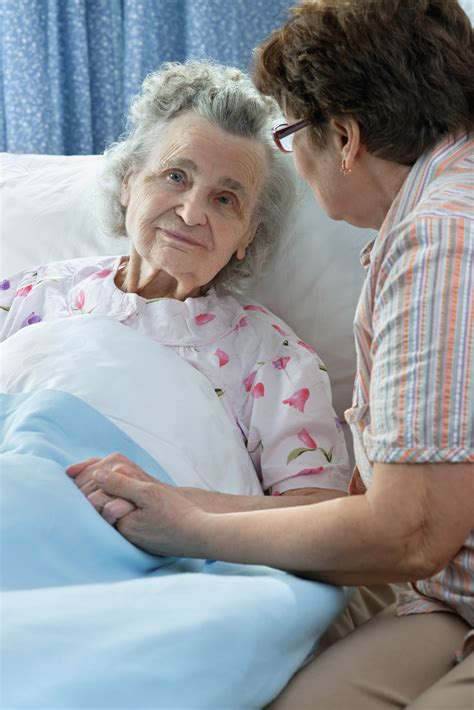 Volunteer | Hospice Services of Lake County