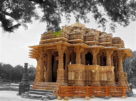 The Mesmerizing Modhera Sun Temple Dance Festival