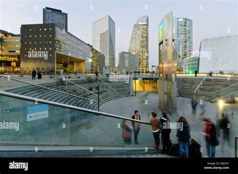 Financial district of La Defense, Puteaux, Paris, France Stock Photo - Alamy