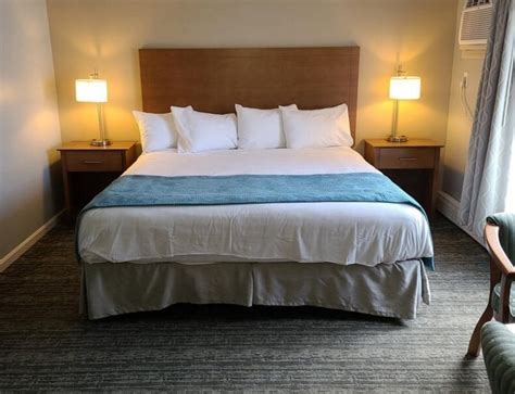 HAMPTON VILLAGE INN - Updated 2024 Prices & Hotel Reviews (NH)