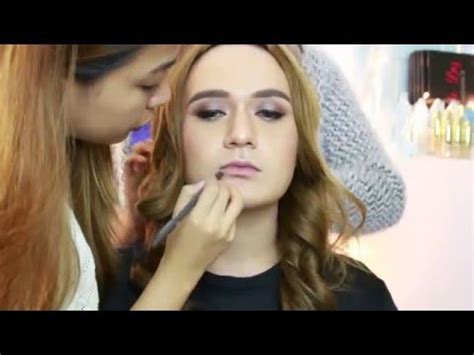 GUY to GIRL Transformation makeup - YouTube