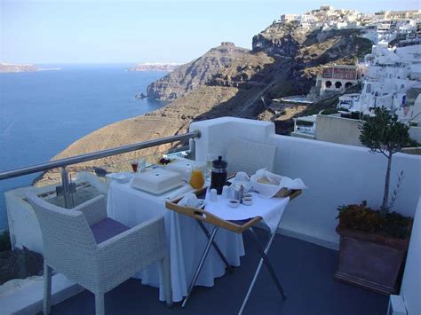 Best Hotels in Fira Santorini - 2023 Guide