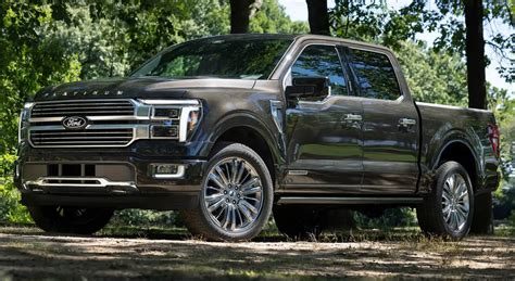 Ford F-150 Platinum (2024) | news site