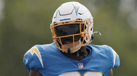 Derwin James injury sizable setback to Chargers' defensive harmony - ESPN - NFL Nation- ESPN