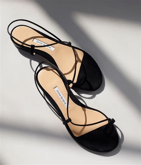 17 Pairs of Slingback Flats and Sandals for Secure Strolling - Fashionista