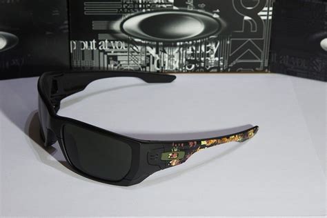 New Style Switch | Oakley Forum