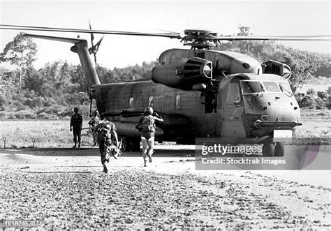 1,186 Vietnam War Helicopter Stock Photos, High-Res Pictures, and Images - Getty Images