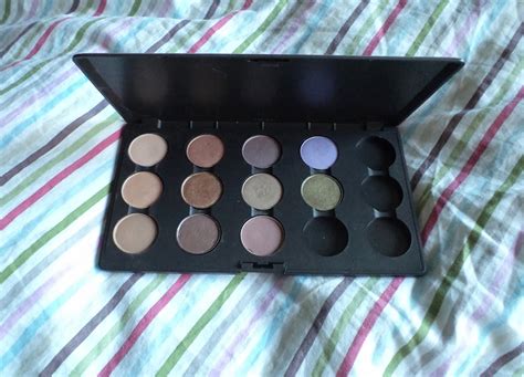 What's in my M.A.C. eyeshadow palette? | Truth About Cosmetics