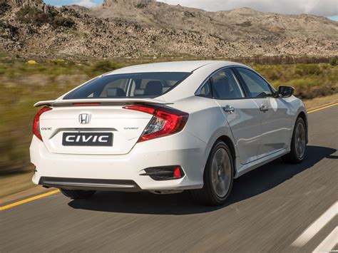 Fotos de Honda Civic Sport Sedan 2016