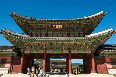 Diana Verdín: The Temples and Palaces in Seoul, South Korea