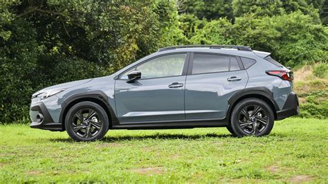 2024 Subaru Crosstrek to make U.S. debut in Chicago - Autoblog