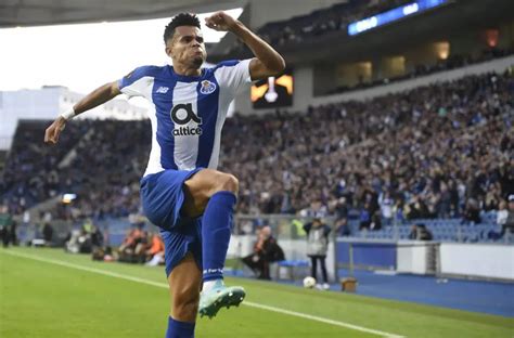 Chelsea eyeing a deal for Porto winger Luis Diaz